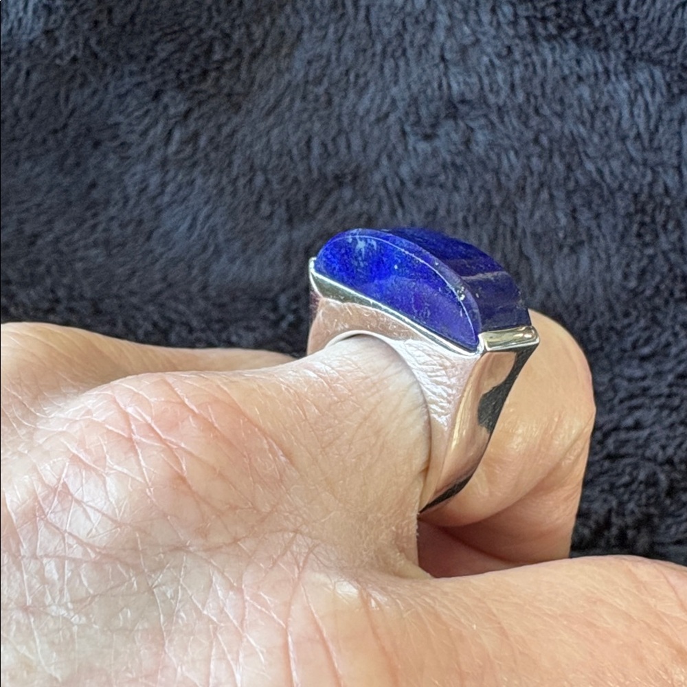 Silver Ring, Bold Natural Lapis Lazuli, Deep Royal Blue
Beautiful
One of a Kind!